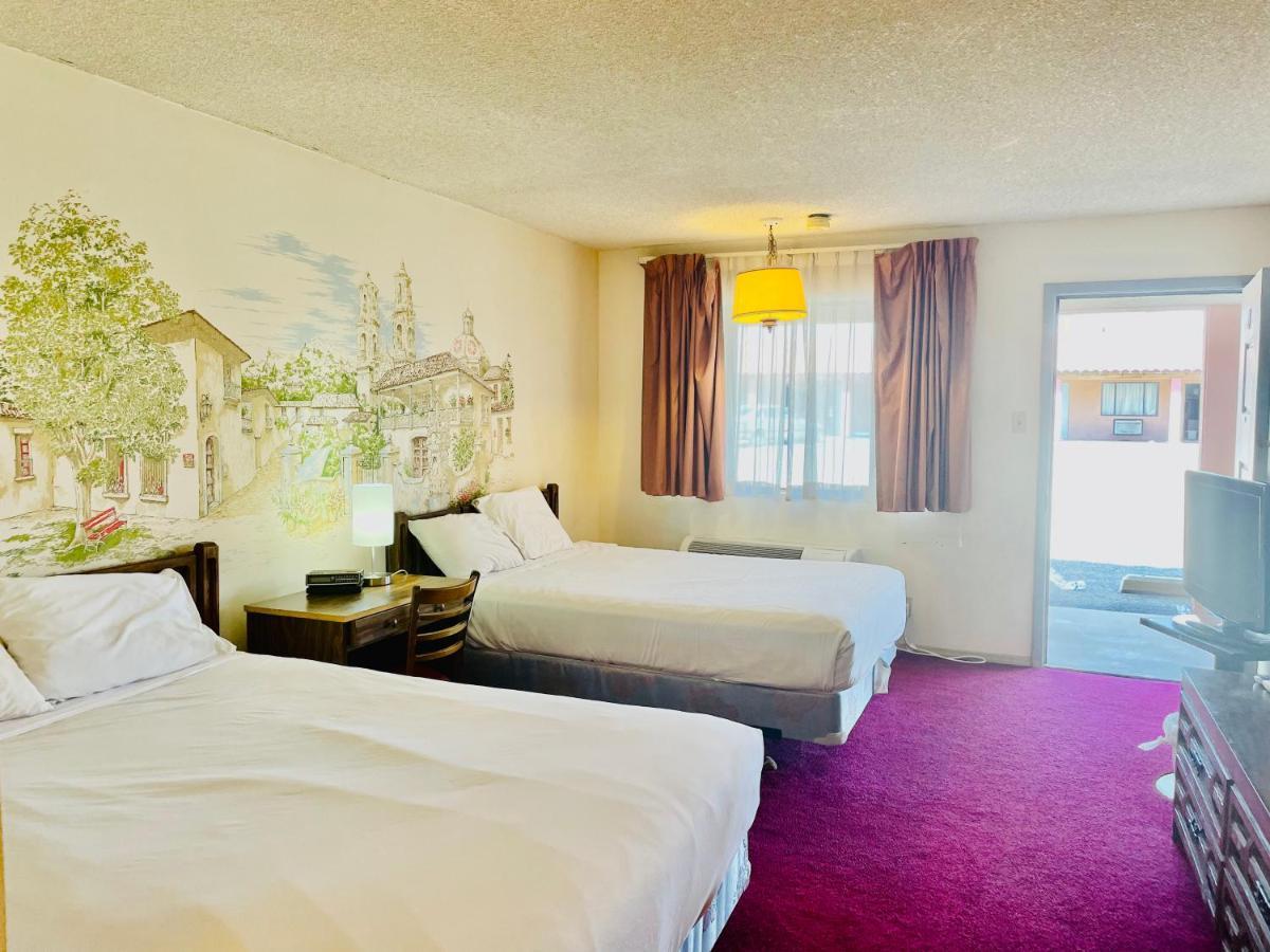 San Miguel Inn Socorro Εξωτερικό φωτογραφία